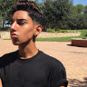 Meet your Posher, Carlos